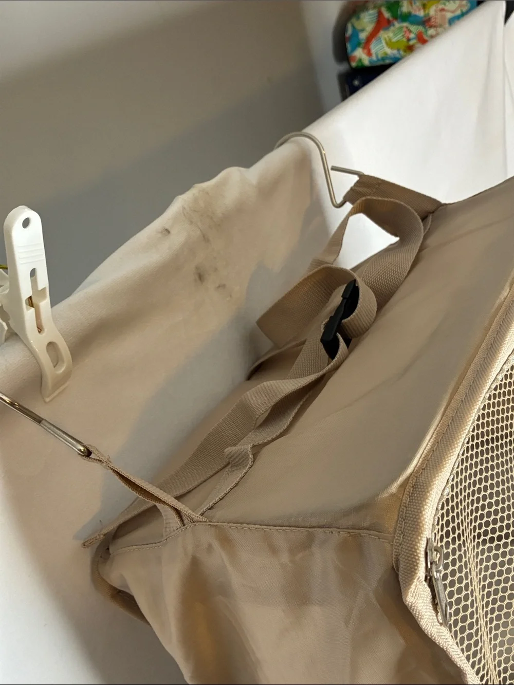 EUC Hanging Compression Closet for Travel or Organization